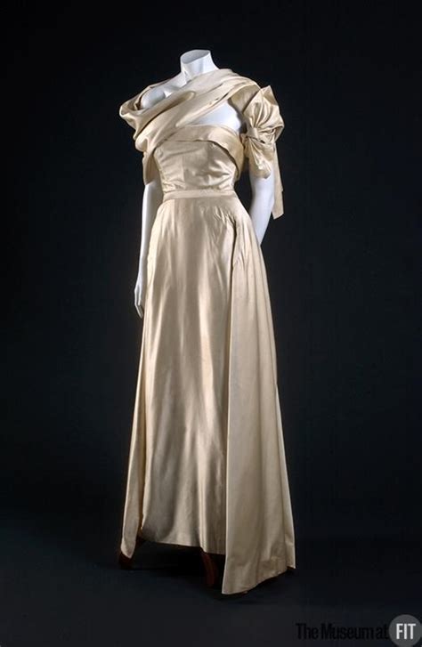 1948 dior bon voyage dress.